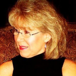 Meet your Posher, Elaine